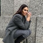 Vicky Martin berrocal lleva las botas con jeans pitillo.
