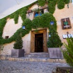 Fachada del restaurante La Olma en Pedraza