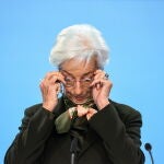 La larga y dolorosa cura de la drogadicción monetaria