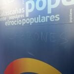 Imagen de una de las pintadas. PP DE ALMONTE