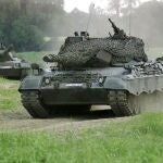 Un carro de combate Leopard (AP Photo/Eckehard Schulz, File)