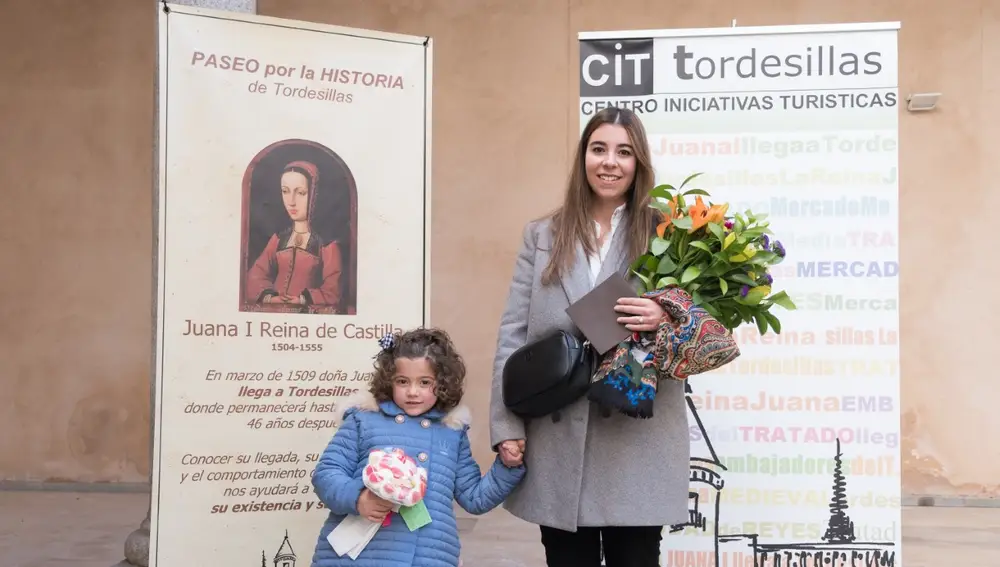 Laura Martínez López y Olivia de la Cruz tras la elección