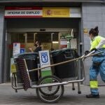 Una oficina de servicio publico de empleo, en Madrid (España)