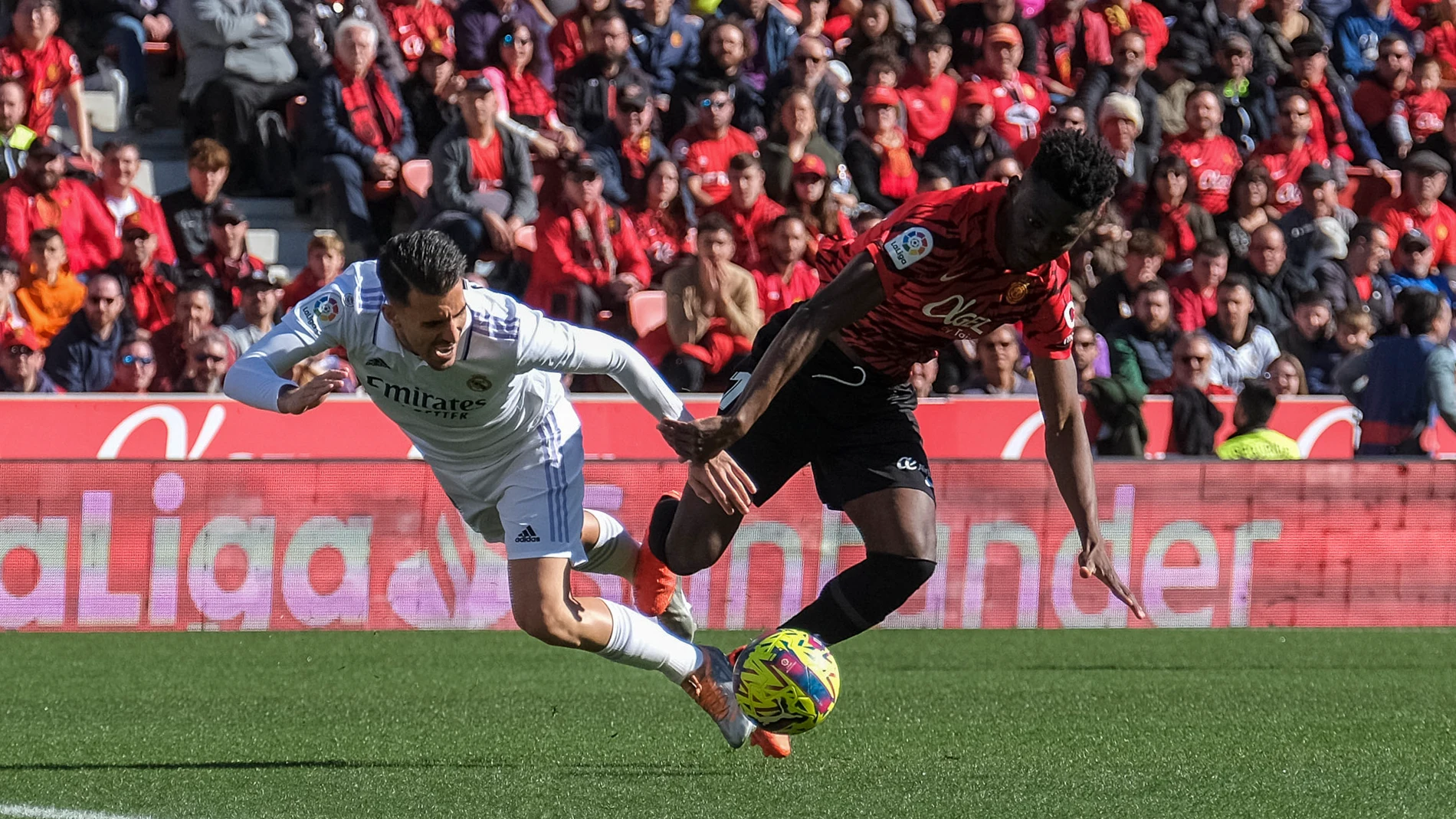 Dani Ceballos y Baba en el Mallorca-Real Madrid de LaLiga