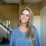 Amelia Bono ha encontrado el abrigo perfecto de rebajas.