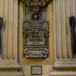Las dos bombas que fueron arrojadas sobre la basílica del Pilar el 3 de agosto de 1936 están expuestas al lado de la capilla de la Virgen