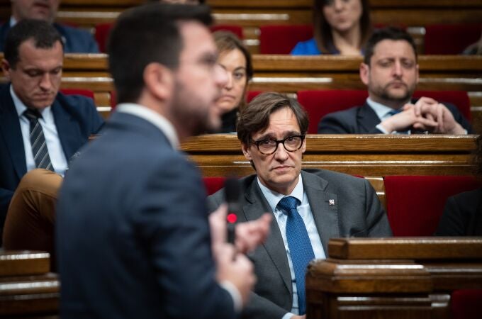 El PSC se dispara y ganaría de largo las elecciones y el independentismo pierde la mayoría absoluta