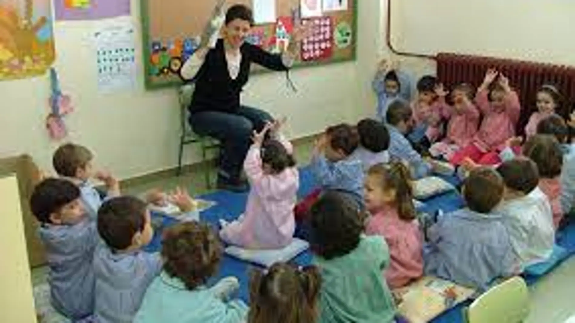 Niños de 3 años en una clase