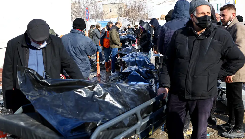 Turkish earthquake victims remains brought to Elbistan state mortuary