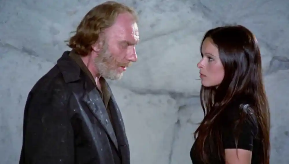 Fernando Fernán Gómez y Geraldine Chaplin en "Ana y los lobos"