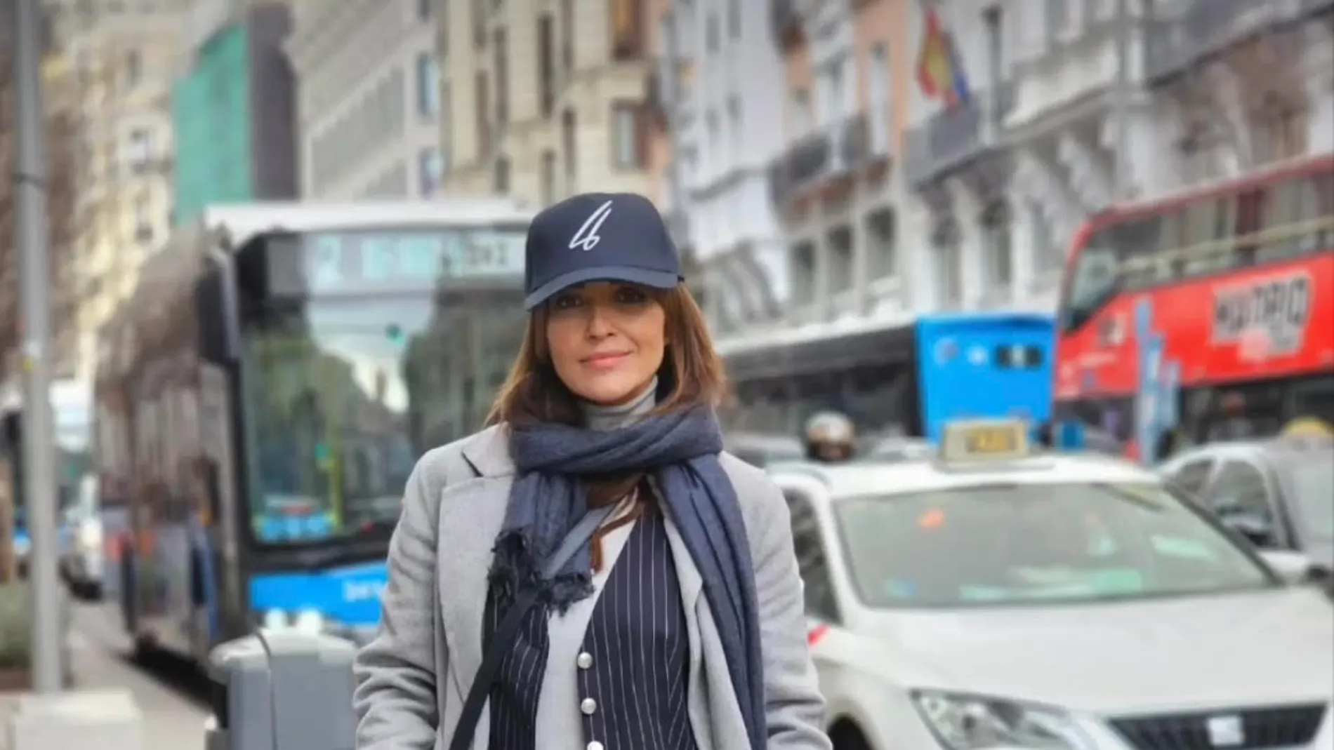 Paula Echevarría con look de Stardivarius y Mango.