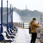 MURCIA.-Doce provincias estarán este lunes en riesgo por frío y otras cuatro, junto a Ceuta y Melilla, tendrán aviso por oleaje