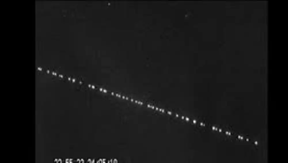 Hilera de luces avistadas en Castilla y León en 2021 que mucha gente confundió con ovnis
