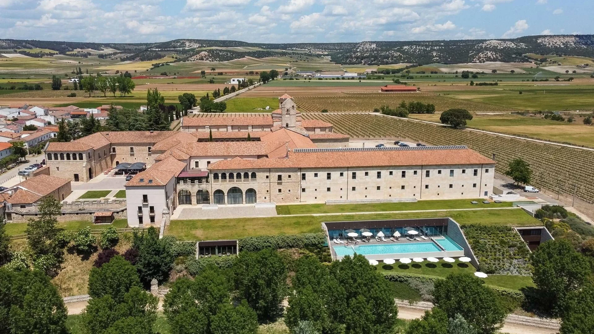 Vista del hotel Castilla Termal Valbuena de Duero