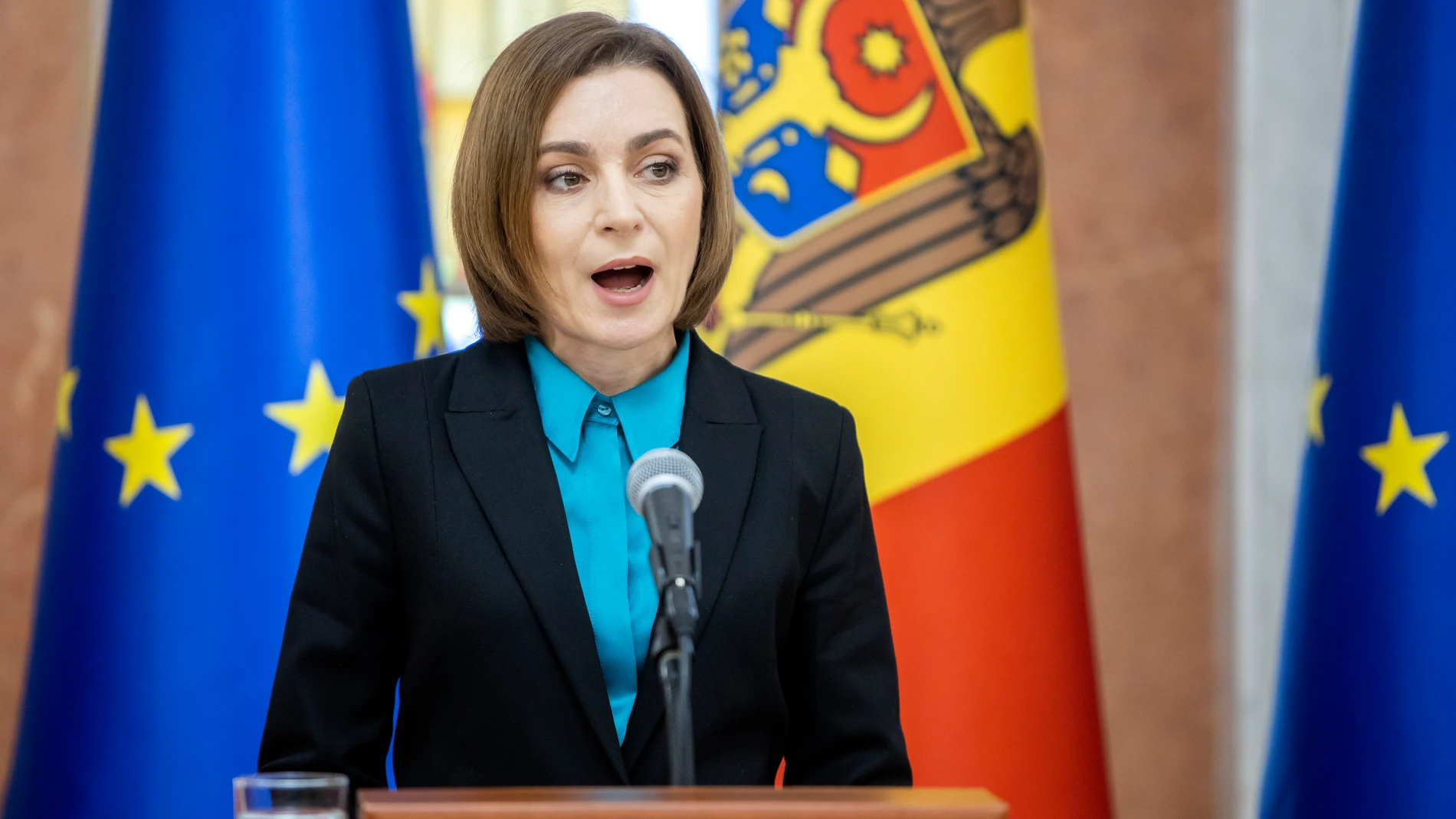 Chisinau (Moldova), 13/02/2023.- President of Moldova Maia Sandu speaks during a press briefing at the presidential palace in Chisinau, Moldova, 13 February 2023. Sandu spoke about the possibility of threats to national security allegedly posed by Russia to remove the current pro-European power from Chisinau through the involvement of people from outside the country. (Moldavia, Rusia) EFE/EPA/DUMITRU DORU