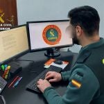 Investigados dos alumnos de un IES de Totana (Murcia) por obtener información de ordenadores del centro usando software