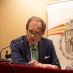 Ciclos de conferencias de la Academia de Jurisprudencia. La Casa del Rey