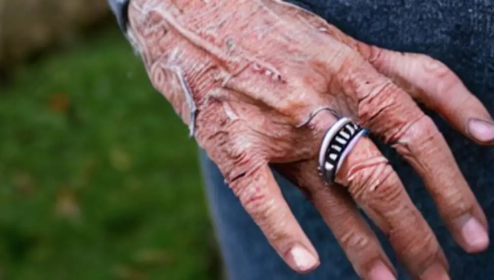 Las IA no saben dibujar manos. Aunque se lleven la palma en otros aspectos