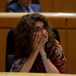 La ministra de Hacienda, María Jesús Montero, durante el pleno del Senado.