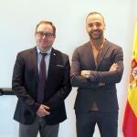 Pedro Lechuga y Félix Barrio, tras la reunión en la sede del Incibe en León