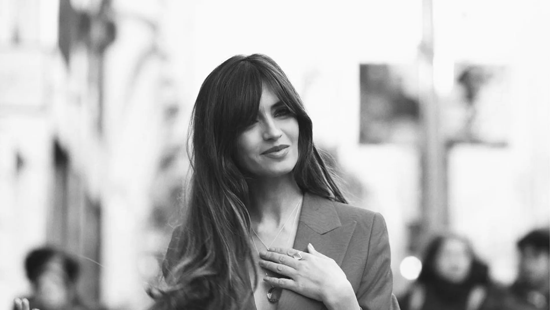 Sara Carbonero en modo jefaza por las calles de Madrid.
