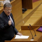 El president de la Generalitat, Ximo Puig, comparece en Les Corts Valencianes en la última sesión de control parlamentario de esta legislatura