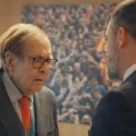 Tamames y Abascal en el vídeo con el que Vox promociona la moción de censura