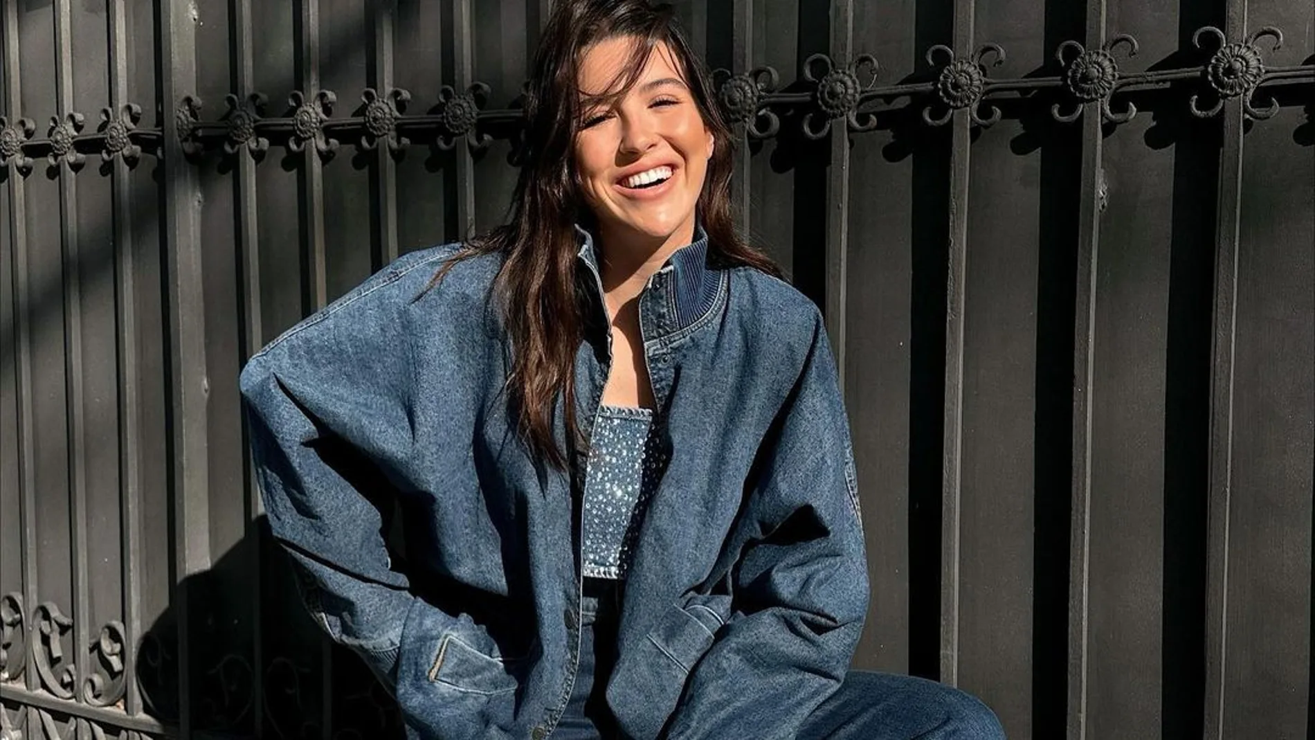 Alba Díaz con bomber de Zara.
