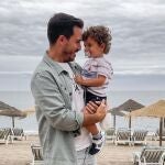 12 fotos de padres famosos con sus hijos que son pura ternura para celebrar el Día del Padre