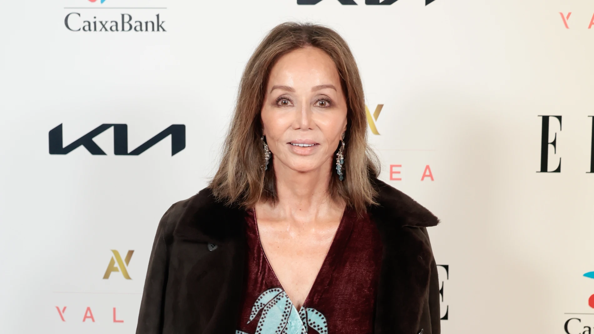 Isabel Preysler con botas altas.