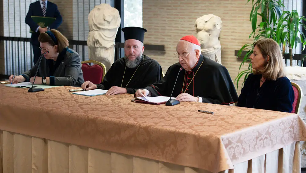 El Vaticano y Grecia firman la devolución de los fragmento del Partenón