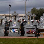 Cementerio Nuevo de Valdemoro. Imágenes de nichos tumbas y lápidas. © Jesús G. Feria.
