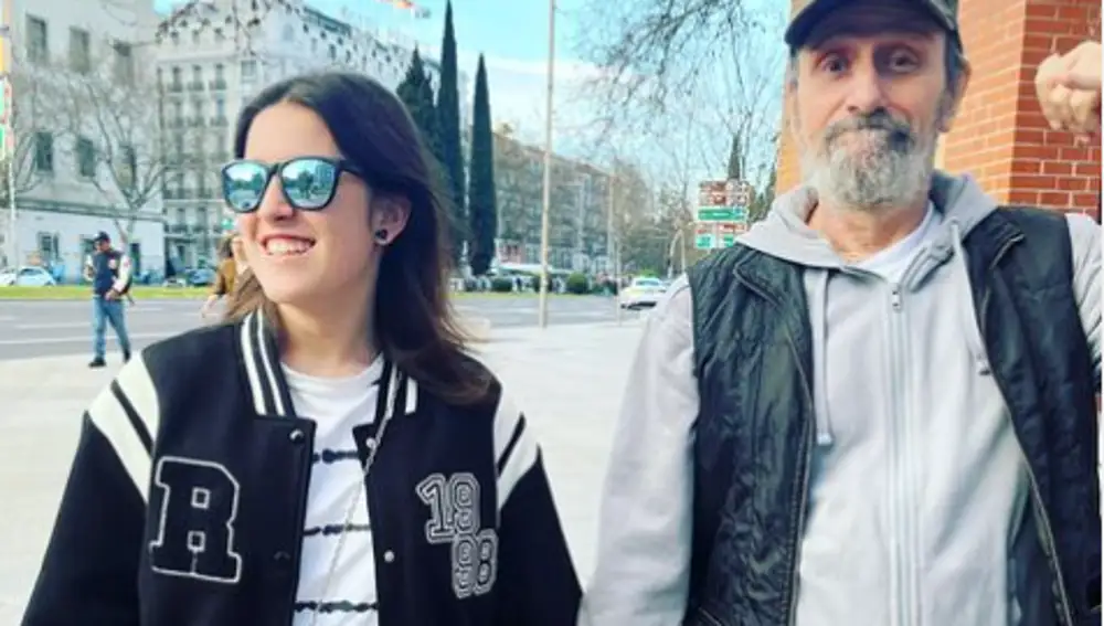 El actor José Luis Gil reaparece muy recuperado en el Instagram de su hija