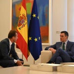 PEDRO SÁNCHEZ SE REÚNE CON GUILLAUME FAURY