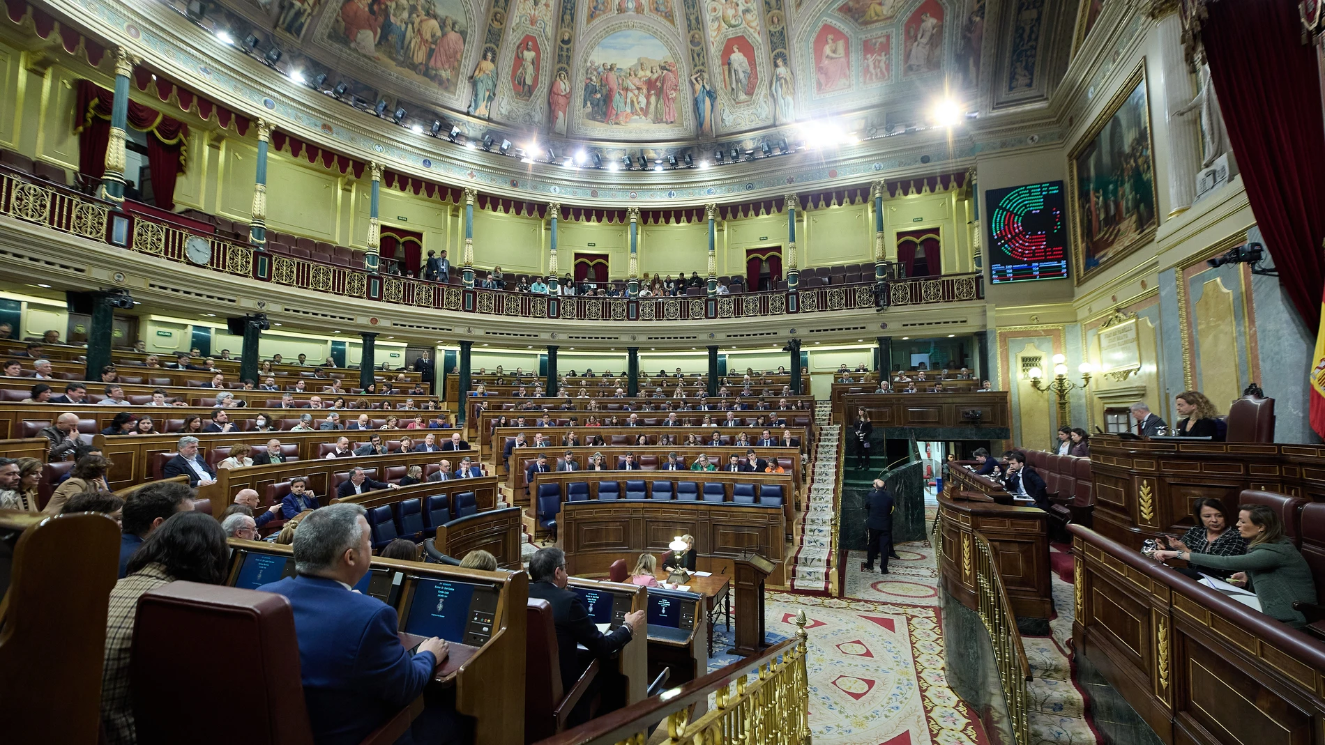 Vista general de una sesión plenaria en el Congreso de los Diputados, a 16 de marzo de 2023, en Madrid (España). El Congreso de los Diputados ha aprobado definitivamente hoy el proyecto de Ley de Derechos y Bienestar de los Animales, que mantiene la exclusión de los perros de caza y trabajo de su aplicación después de que no prosperara en el Senado ninguna de las enmiendas que pedían su inclusión. Además, durante el pleno se ha iniciado el trámite de la nueva Ley del Cine y de la Cultura Audiovisual con un debate de la totalidad a la norma con la que muchos de los agentes del sector esperan ver cumplidas sus reclamaciones. 16 MARZO 2023;CONGRESO;LEY BIENESTAR ANIMAL;PERROS DE CAZA;PLENO;CONGRESO Jesús Hellín / Europa Press 16/03/2023