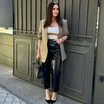 Vicky Martín Berrocal con top cut out de Zara.