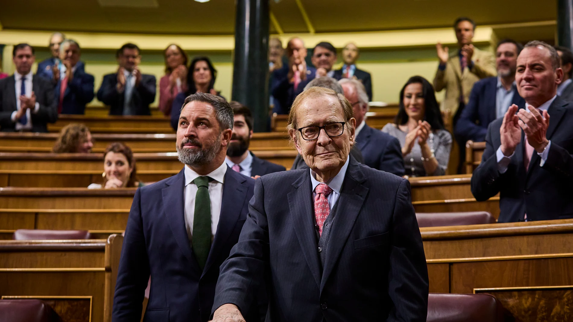 Moción de censura al Gobierno presidido por Pedro Sánchez Pérez Castejón que incluye como candidato a la Presidencia del Gobierno a Ramón Tamames Gómez presentado por VOX