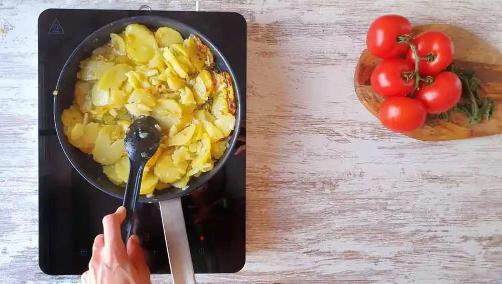 Tortilla de patatas paso 4