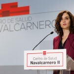 Ayuso visita las obras de construcción del centro de salud Navalcarnero II