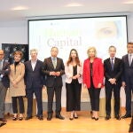 Salvador Navarro y Fátima Báñez esta mañana durante la presentación del informe