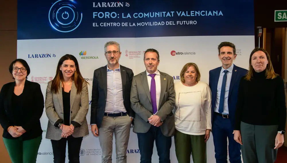 Belén Picó, Esther Gómez, España, José Capilla, Lola Salvador, Salva Coll y Débora Domingo