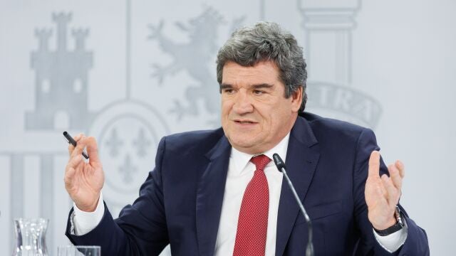 El ministro de Inclusión, Seguridad Social y Migraciones en funciones, José Luis Escrivá