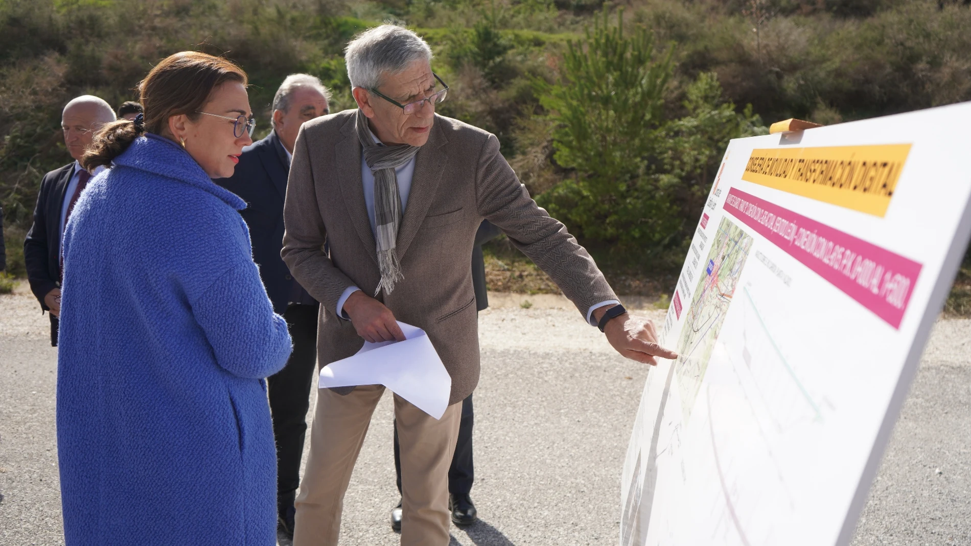María González Corral visita las obras de la variante de Guardo