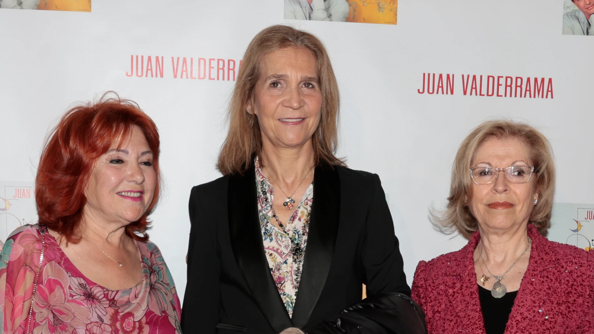 La Infanta Elena se va de concierto en Madrid.