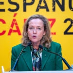 ANDALUCÍA.-Cádiz.- Nadia Calviño dialoga con el primer avatar 'académico' de la Lengua: "La IA está cambiando rápidamente el mundo"