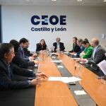 González Corral y Santiago Aparicio, durante la reunión