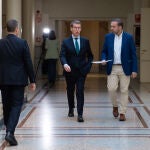 Feijóo asiste a las votaciones del Senado 
