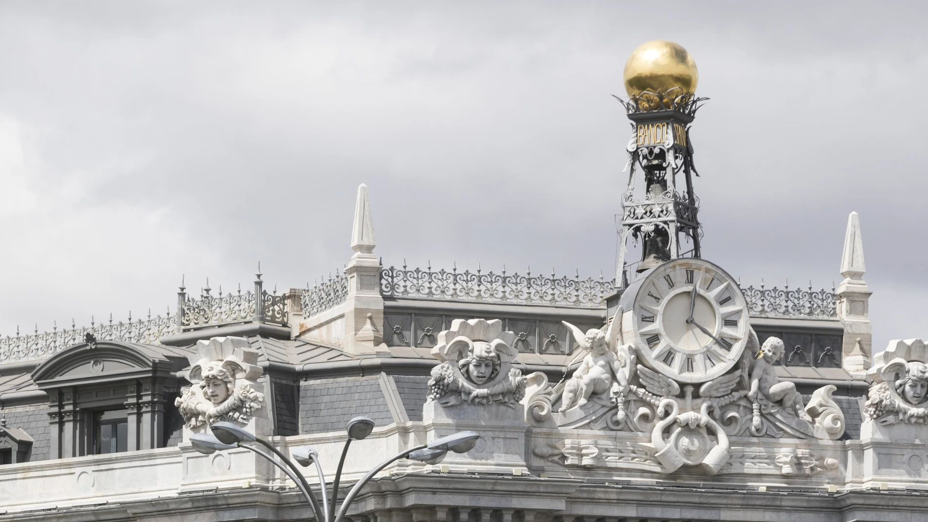 Fachada del Banco de España .