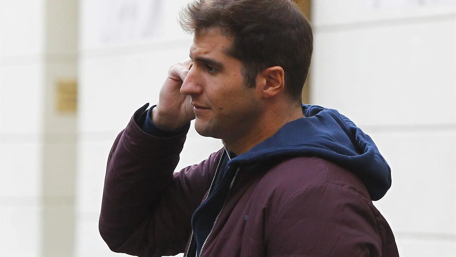 Julián Contreras comunica el fallecimiento de su gato