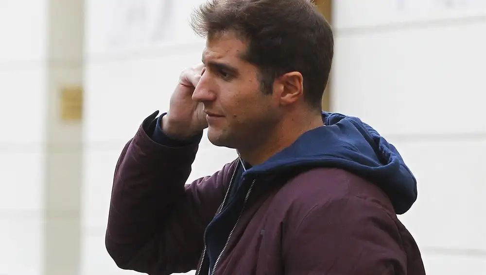 Julián Contreras comunica el fallecimiento de su gato